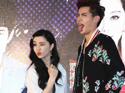 明星的瓜在哪吃,明星八卦盛宴，揭秘“在哪吃”的瓜源