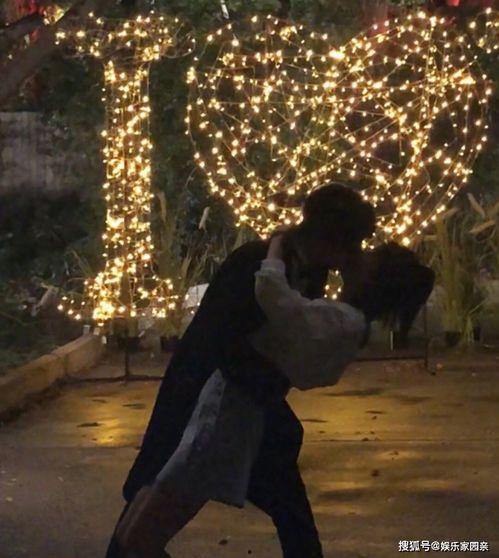 明星吃瓜接吻图片,吃瓜接吻画面曝光，网友直呼太甜了！