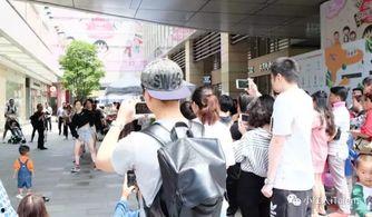 吃瓜请排队邢台,排队成风，瓜界狂欢